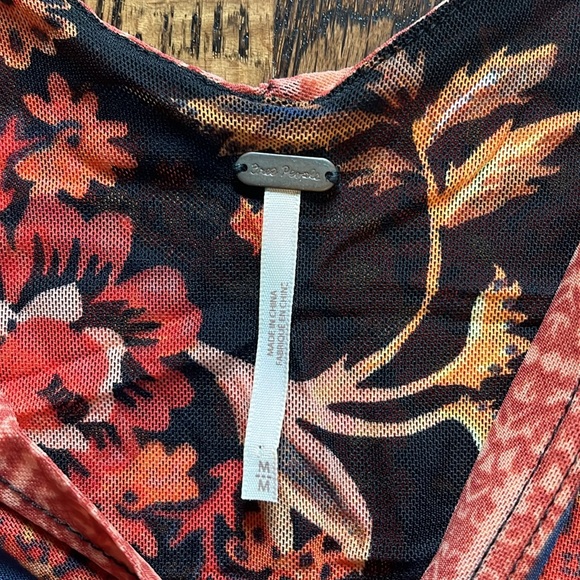 Free People top - Picture 3 of 3